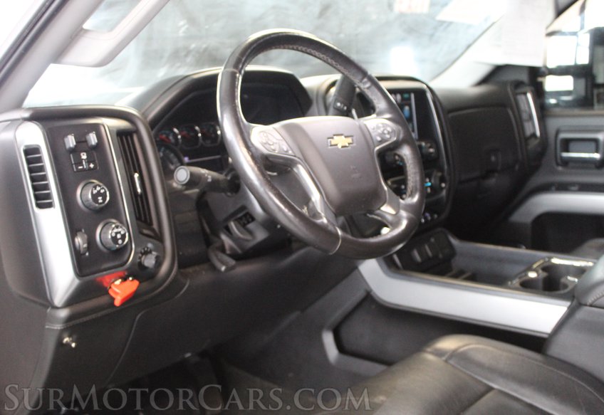 2016 Chevrolet Silverado 3500HD - Image 29