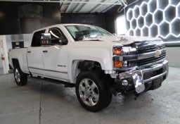 2016 Chevrolet Silverado 3500HD - Image 4