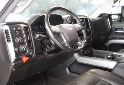 2016 Chevrolet Silverado 3500HD - Image 29