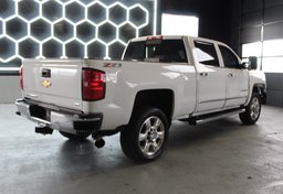 2016 Chevrolet Silverado 3500HD - Image 6