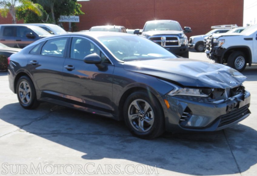 2021 Kia K5 - Image 4