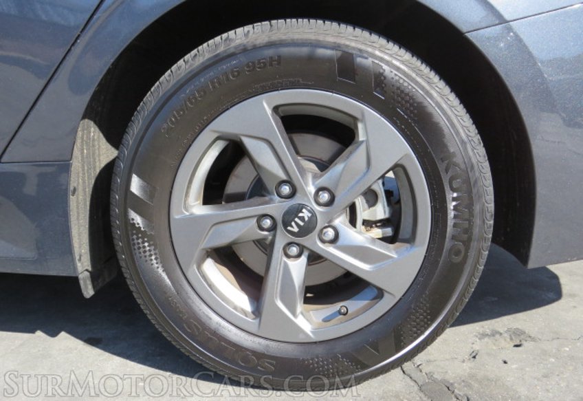 2021 Kia K5 - Image 11