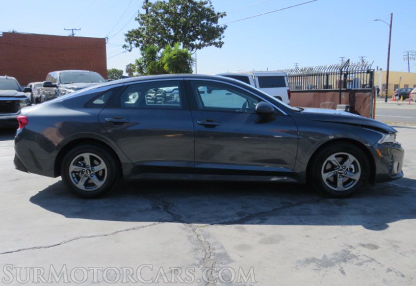 2021 Kia K5 - Image 6