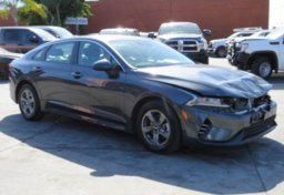 2021 Kia K5 - Image 4