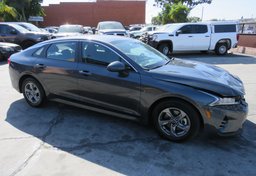 2021 Kia K5 - Image 2