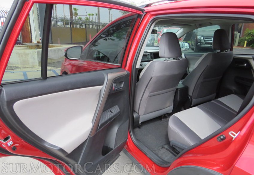 2015 Toyota RAV4 - Image 27