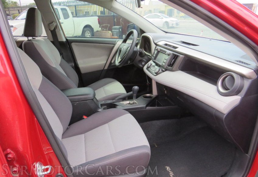 2015 Toyota RAV4 - Image 21