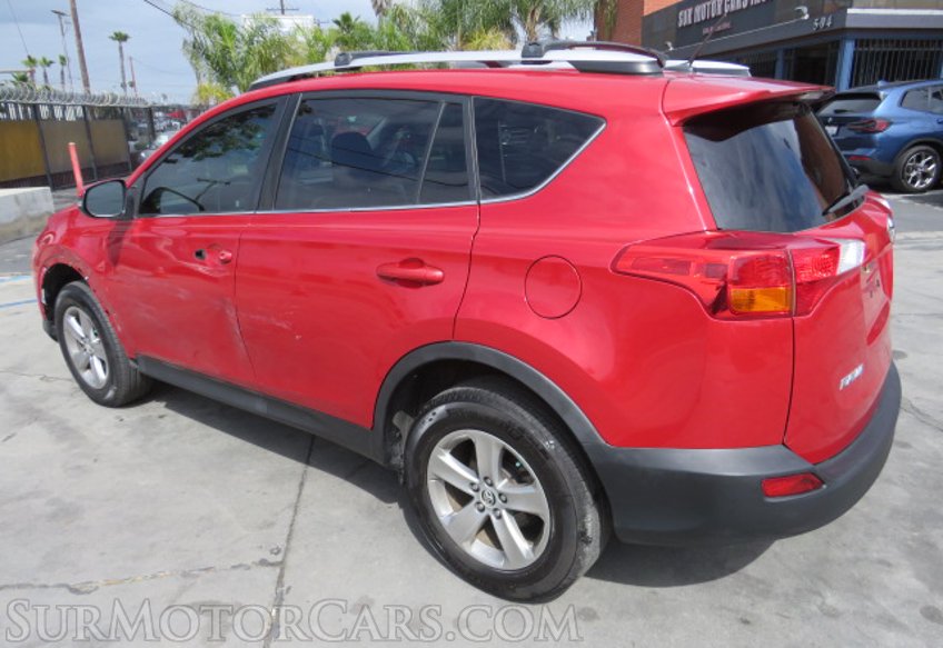 2015 Toyota RAV4 - Image 5