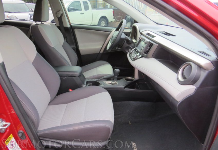 2015 Toyota RAV4 - Image 23