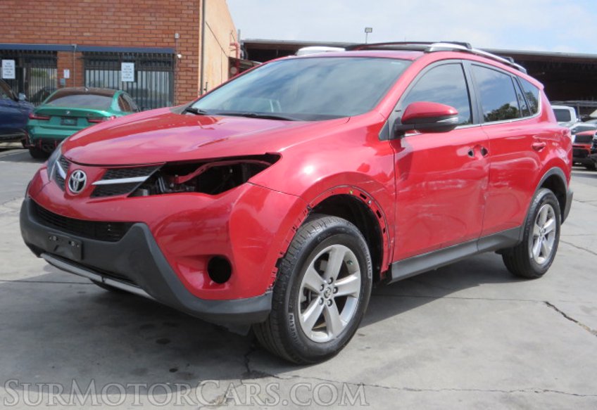 2015 Toyota RAV4 - Image 4