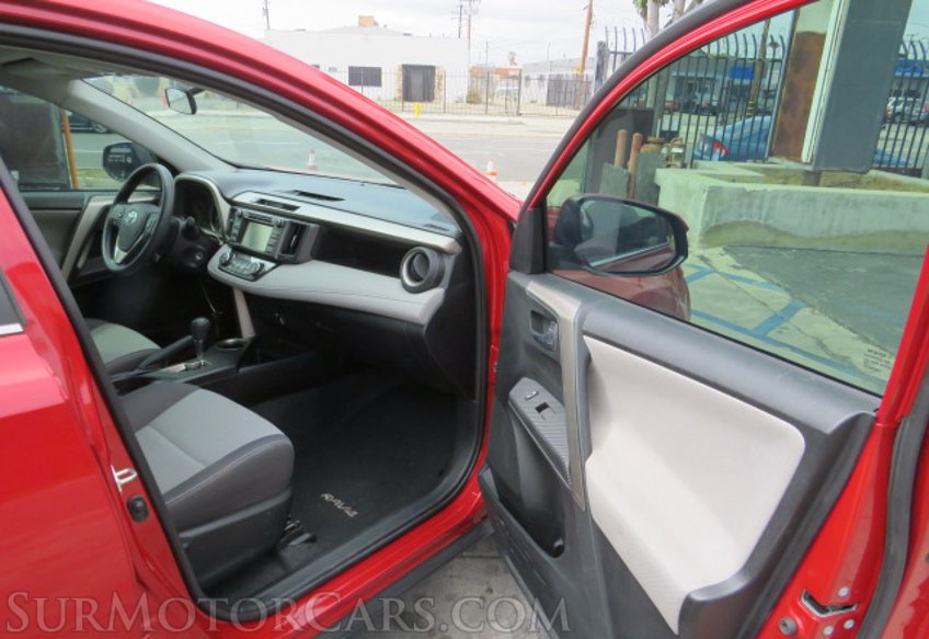 2015 Toyota RAV4 - Image 25