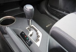 2015 Toyota RAV4 - Image 42