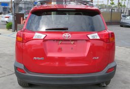 2015 Toyota RAV4 - Image 12
