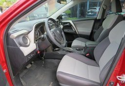 2015 Toyota RAV4 - Image 22