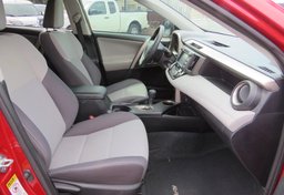 2015 Toyota RAV4 - Image 23