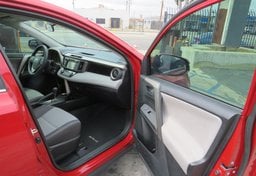 2015 Toyota RAV4 - Image 25