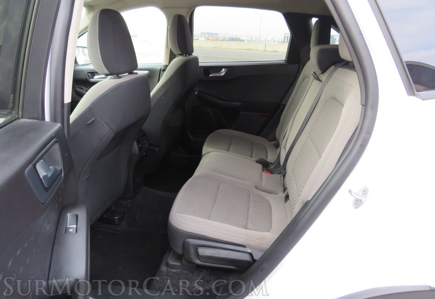 2020 Ford Escape - Image 27