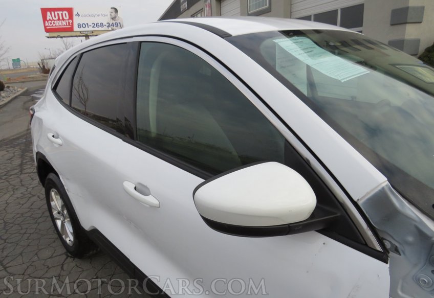 2020 Ford Escape - Image 13