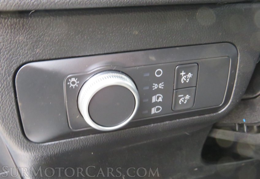 2020 Ford Escape - Image 34