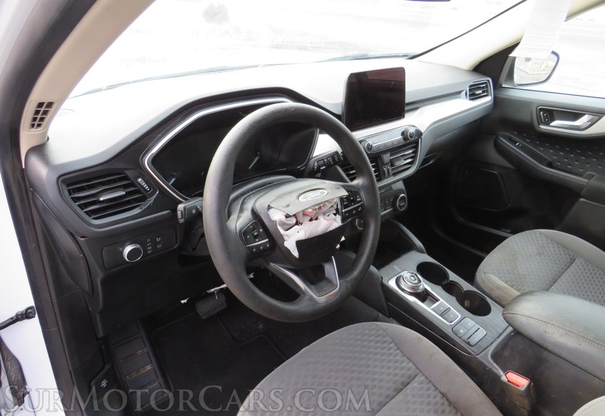 2020 Ford Escape - Image 22