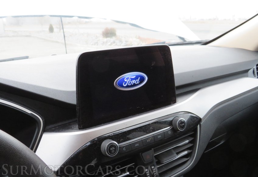 2020 Ford Escape - Image 32
