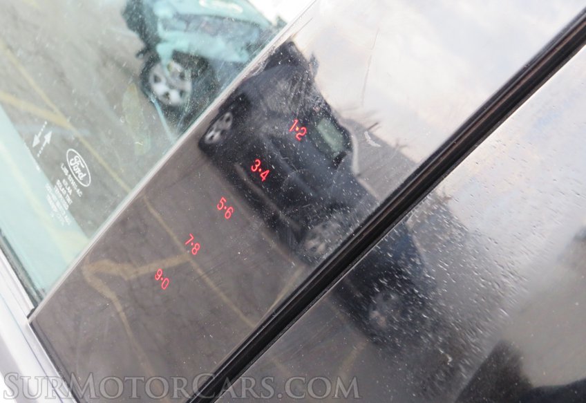 2020 Ford Escape - Image 21