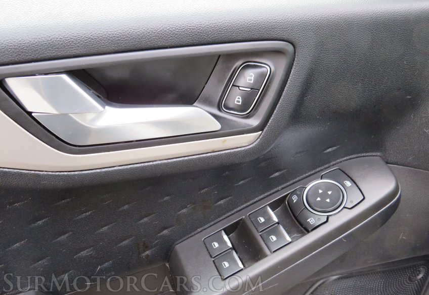 2020 Ford Escape - Image 35