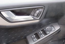 2020 Ford Escape - Image 35