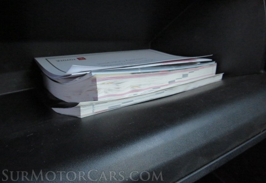 2020 Toyota C-HR - Image 40