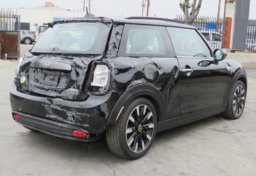 2021 Mini Hardtop Electric - Image 10