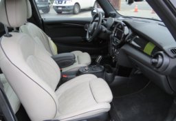 2021 Mini Hardtop Electric - Image 23