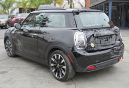 2021 Mini Hardtop Electric - Image 9