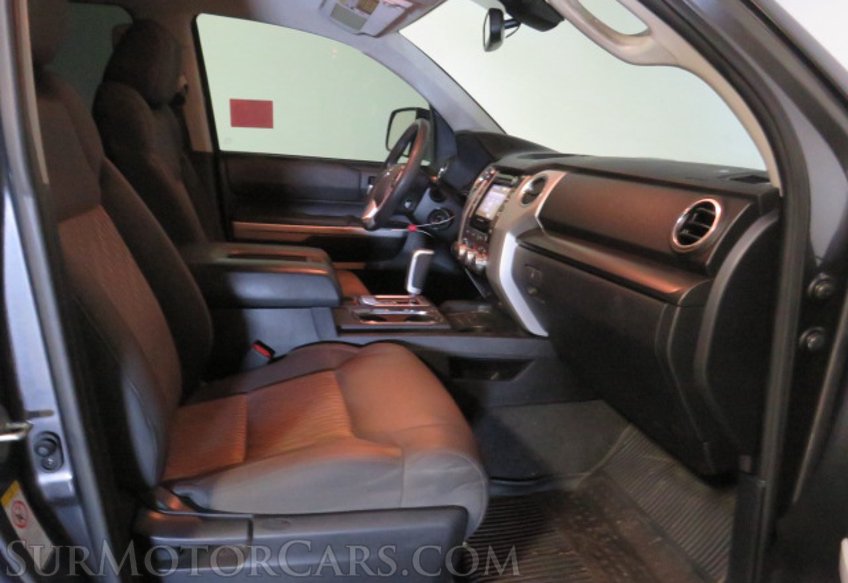 2019 Toyota Tundra - Image 28