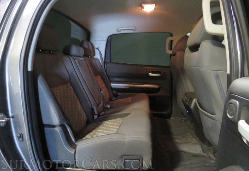 2019 Toyota Tundra - Image 34