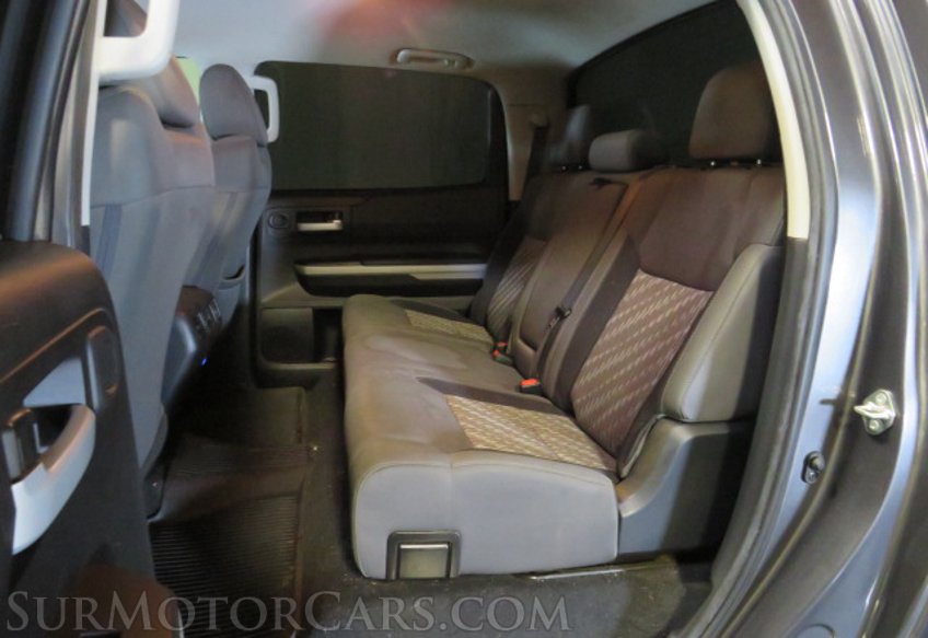 2019 Toyota Tundra - Image 29