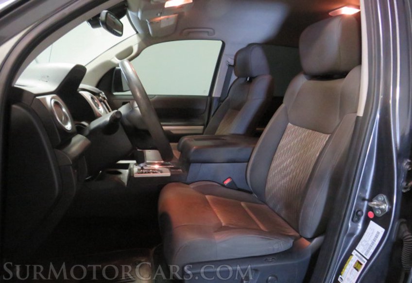 2019 Toyota Tundra - Image 27