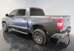 2019 Toyota Tundra - Image 9