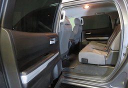 2019 Toyota Tundra - Image 25