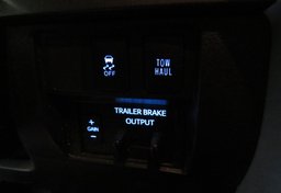 2019 Toyota Tundra - Image 41