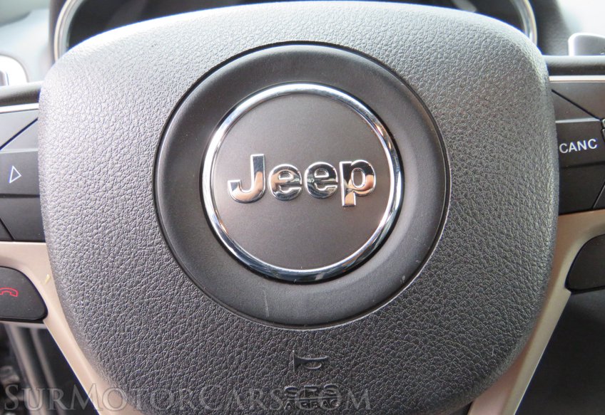 2017 Jeep Grand Cherokee - Image 50