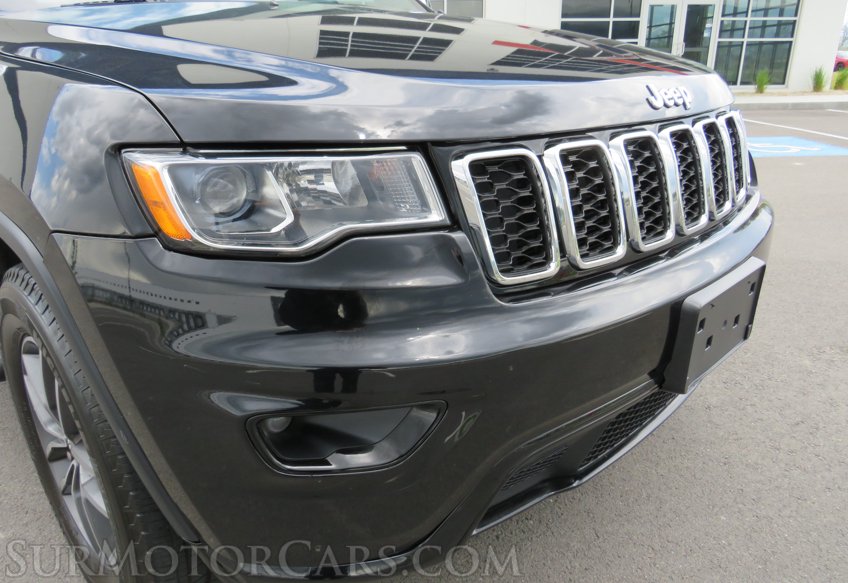 2017 Jeep Grand Cherokee - Image 26