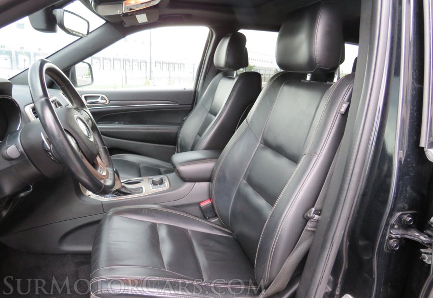 2017 Jeep Grand Cherokee - Image 38