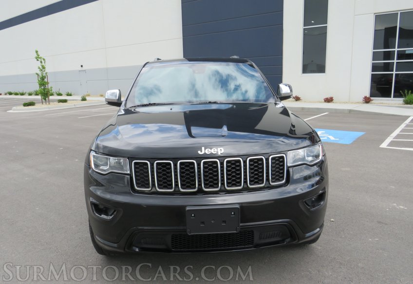 2017 Jeep Grand Cherokee - Image 18