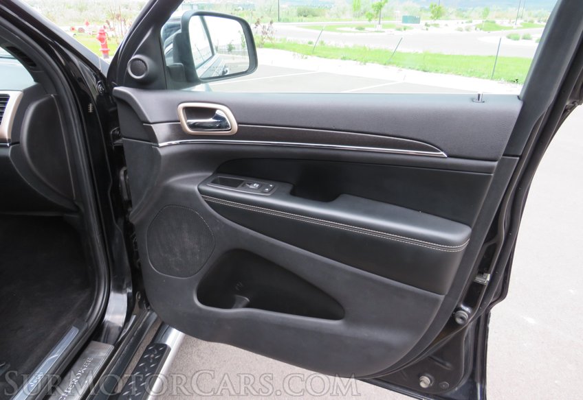 2017 Jeep Grand Cherokee - Image 70