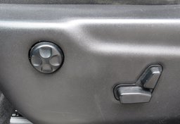 2017 Jeep Grand Cherokee - Image 65