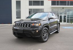 2017 Jeep Grand Cherokee - Image 2