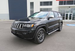 2017 Jeep Grand Cherokee - Image 6