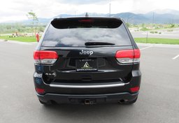 2017 Jeep Grand Cherokee - Image 19