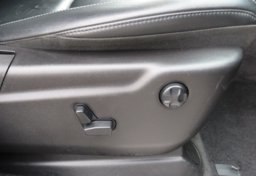 2017 Jeep Grand Cherokee - Image 67