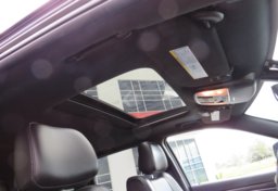 2017 Jeep Grand Cherokee - Image 64